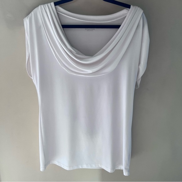 Bundle three short sleeve blouses. Purple, sage, off-white, L - Picture 12 of 15